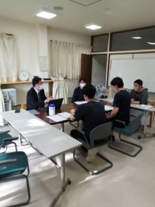 特養で主任リーダー研修開始